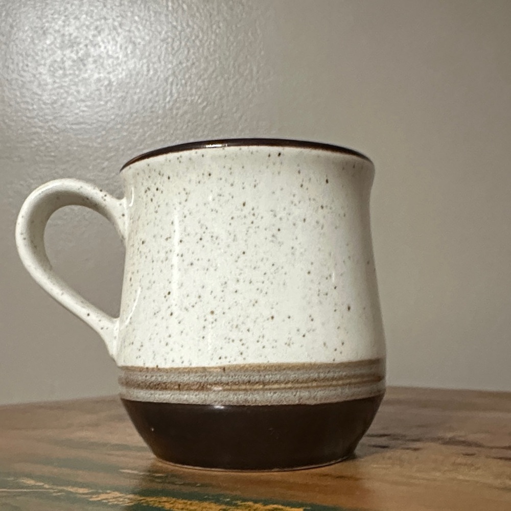 Vintage Rego Coffee Mug Speckled Ceramic grooved brown stripes at base